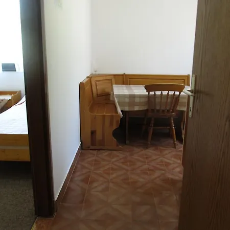 Malic A2 Apartment Pula